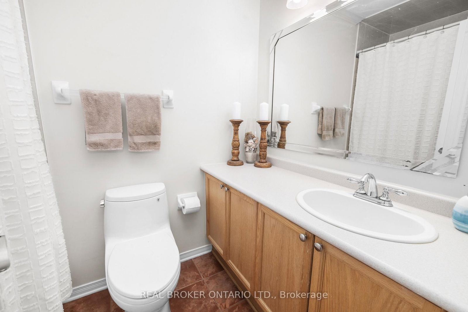 124 Macassa Circle • Ottawa, ON photo 38