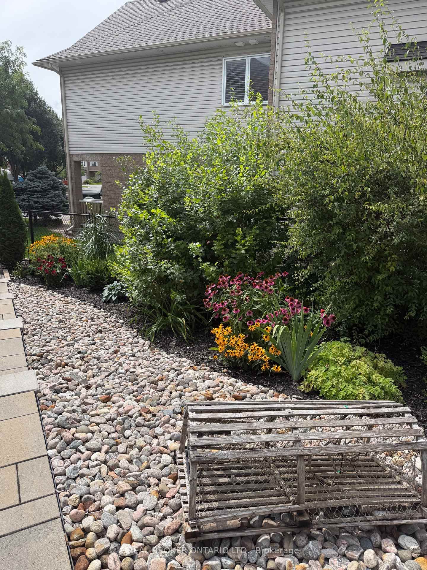 124 Macassa Circle • Ottawa, ON photo 47