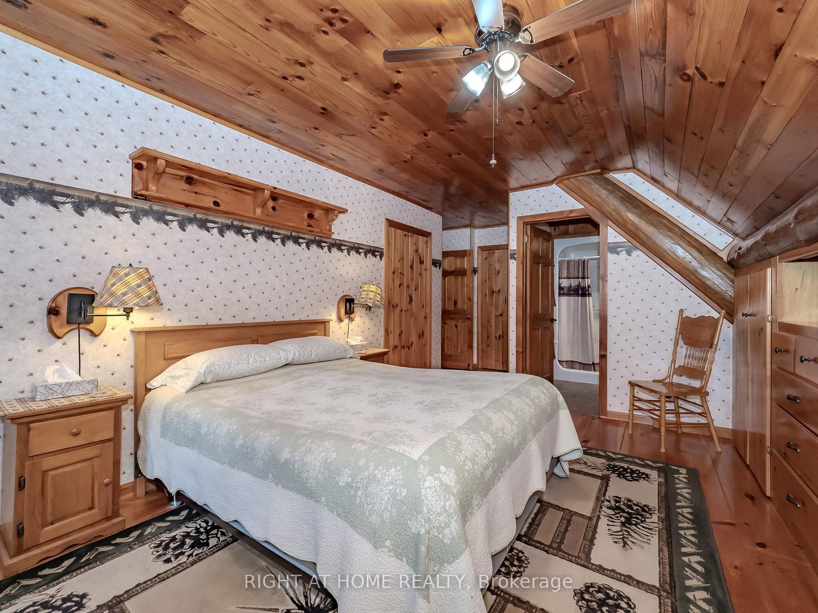 1696 Highway 118 E • Bracebridge, ON photo 17
