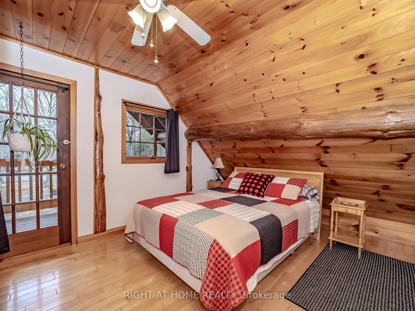 1696 Highway 118 E • Bracebridge, ON photo 26
