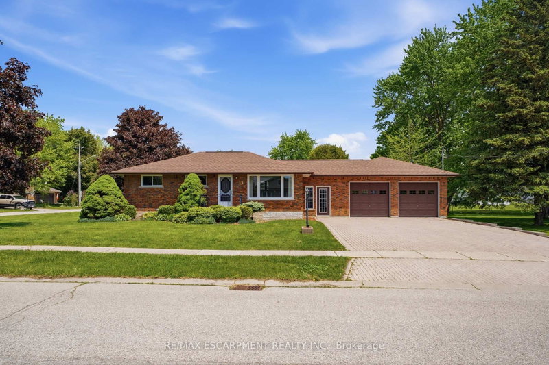 home for sale on 55 WILLIAM Street N