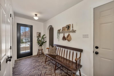 6567 Courtland Grove Crescent — photo 5