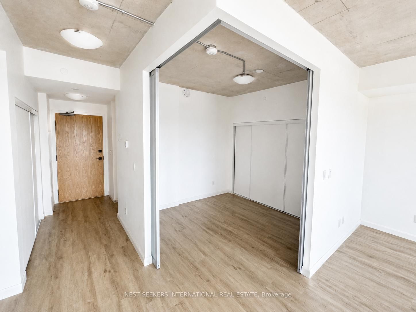 7 Erie Avenue, Unit 307 - Photo 2