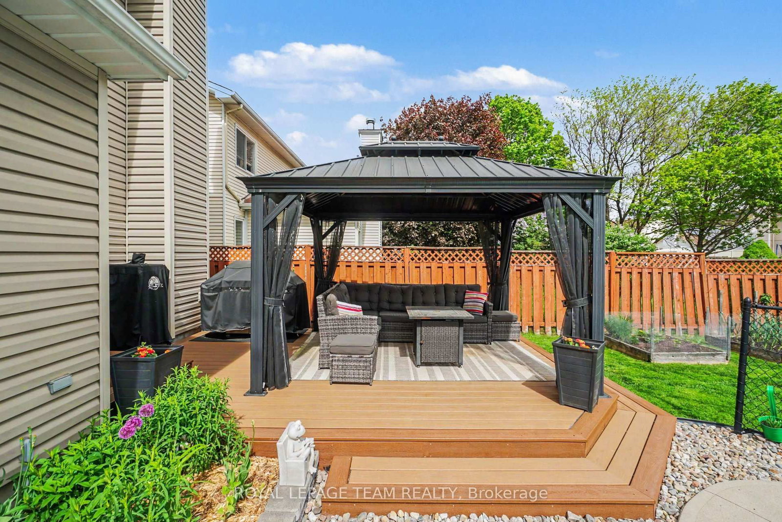 6114 Silverbirch Street - Photo 37