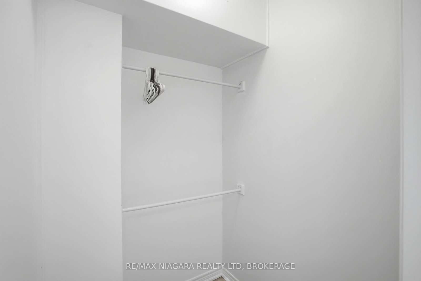 6045 Dunn Street • #104 • Niagara Falls, ON photo 15