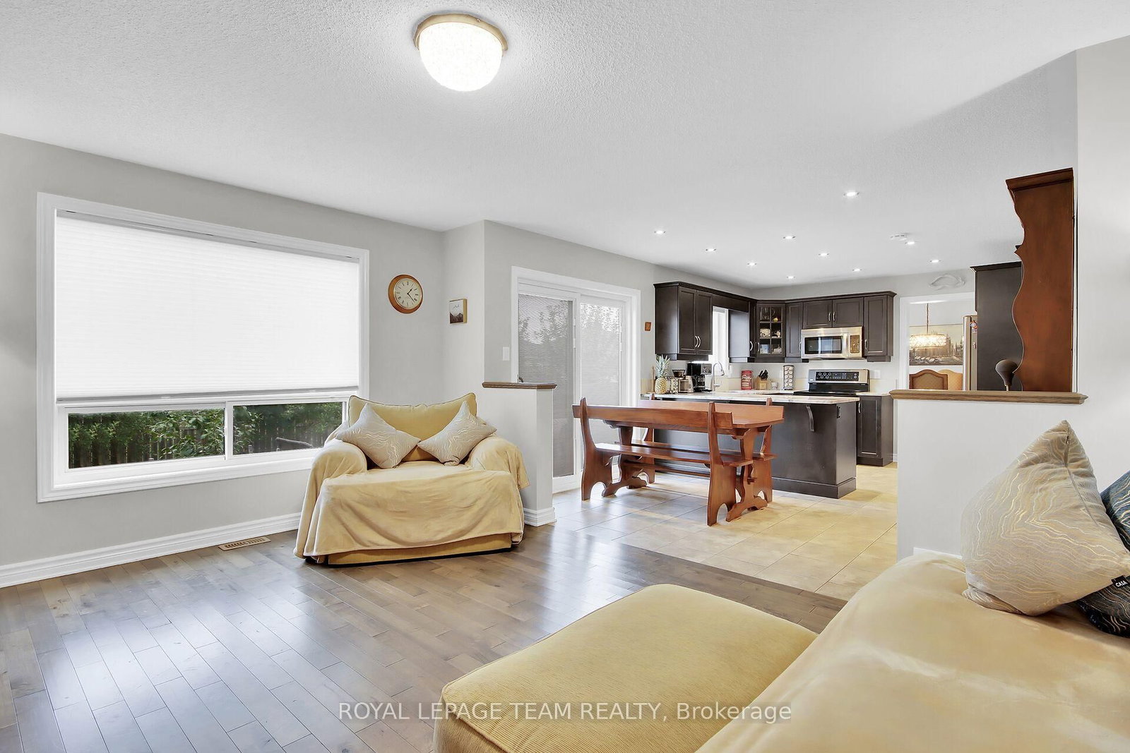 638 Robert Hill Drive - Photo 9