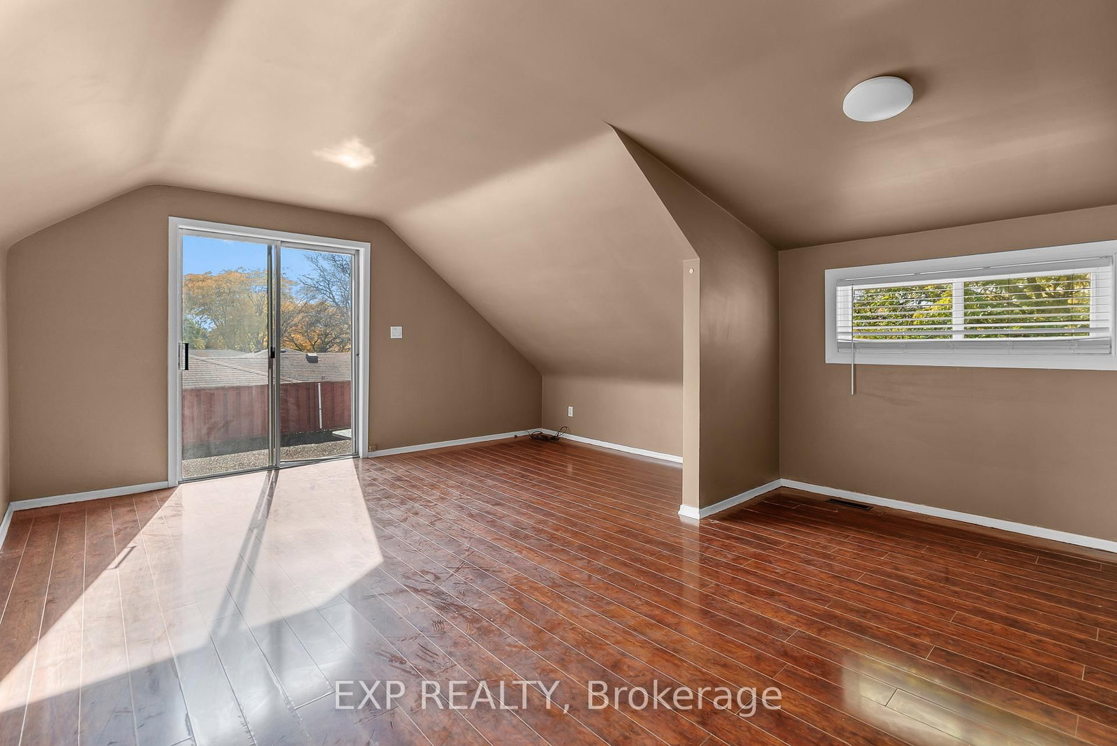 4160 Dorchester Road • Niagara Falls, ON photo 21