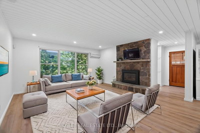 223 Ontario Street S • Lambton Shores, ON photo 8