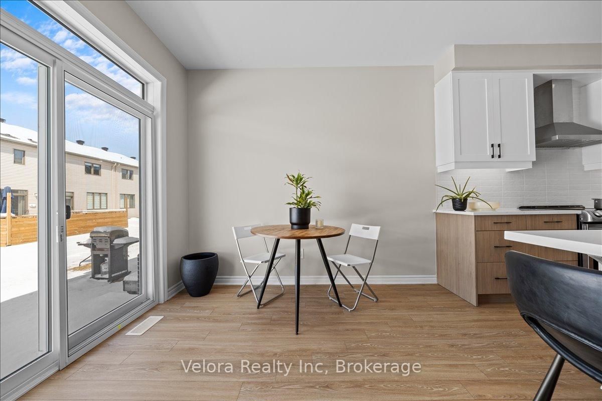 355 Crossway Terrace - Photo 14