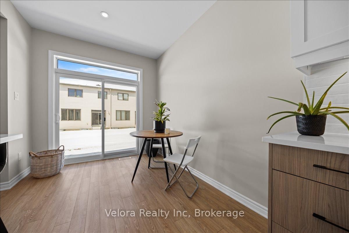 355 Crossway Terrace - Photo 15