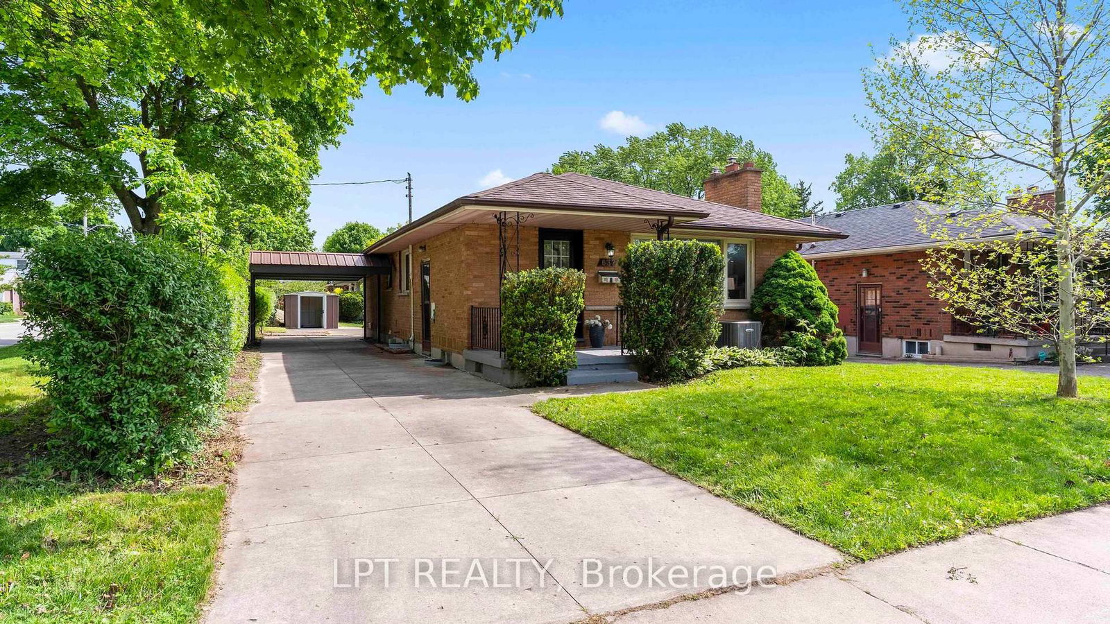 Detached House for sale at 637 Ross Street, London East, Ontario, N5Y 3V8 - East C - MLS: X13214754