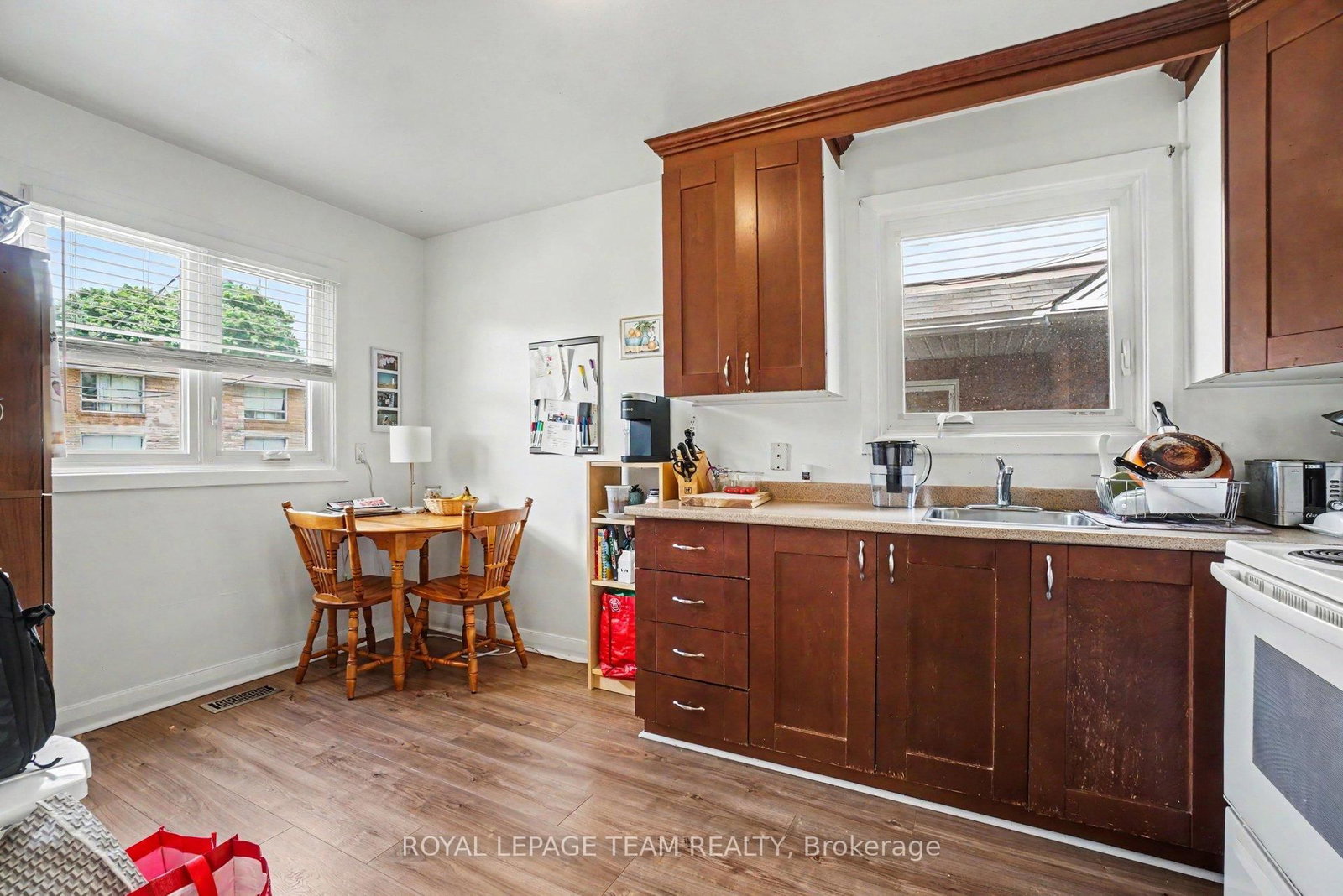 707 Edison Avenue • Ottawa, ON photo 13