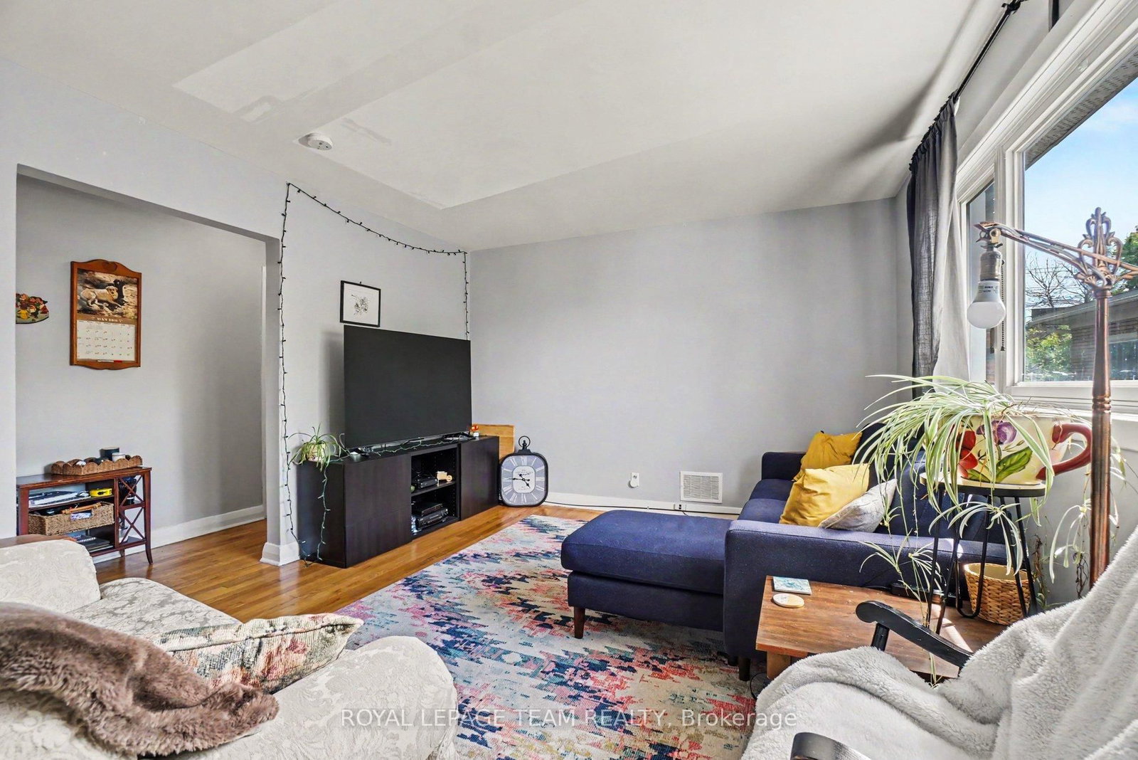 707 Edison Avenue • Ottawa, ON photo 7