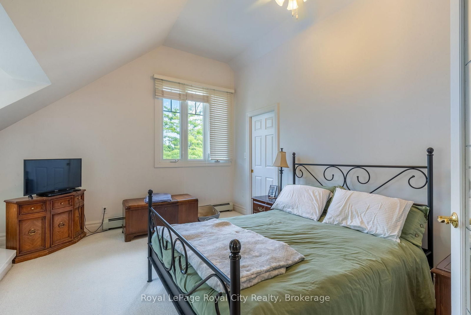 76 London Road W • Guelph, ON photo 23