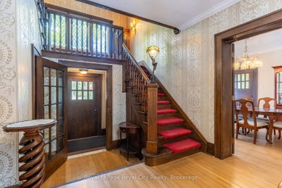 76 London Road W • Guelph, ON photo 3