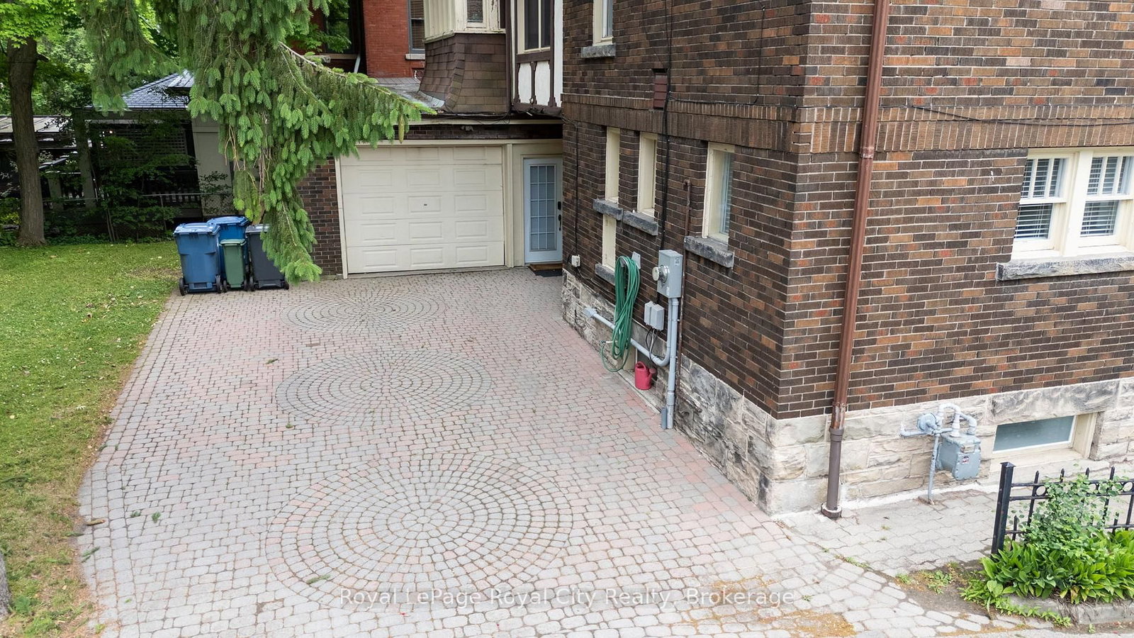 76 London Road W • Guelph, ON photo 36