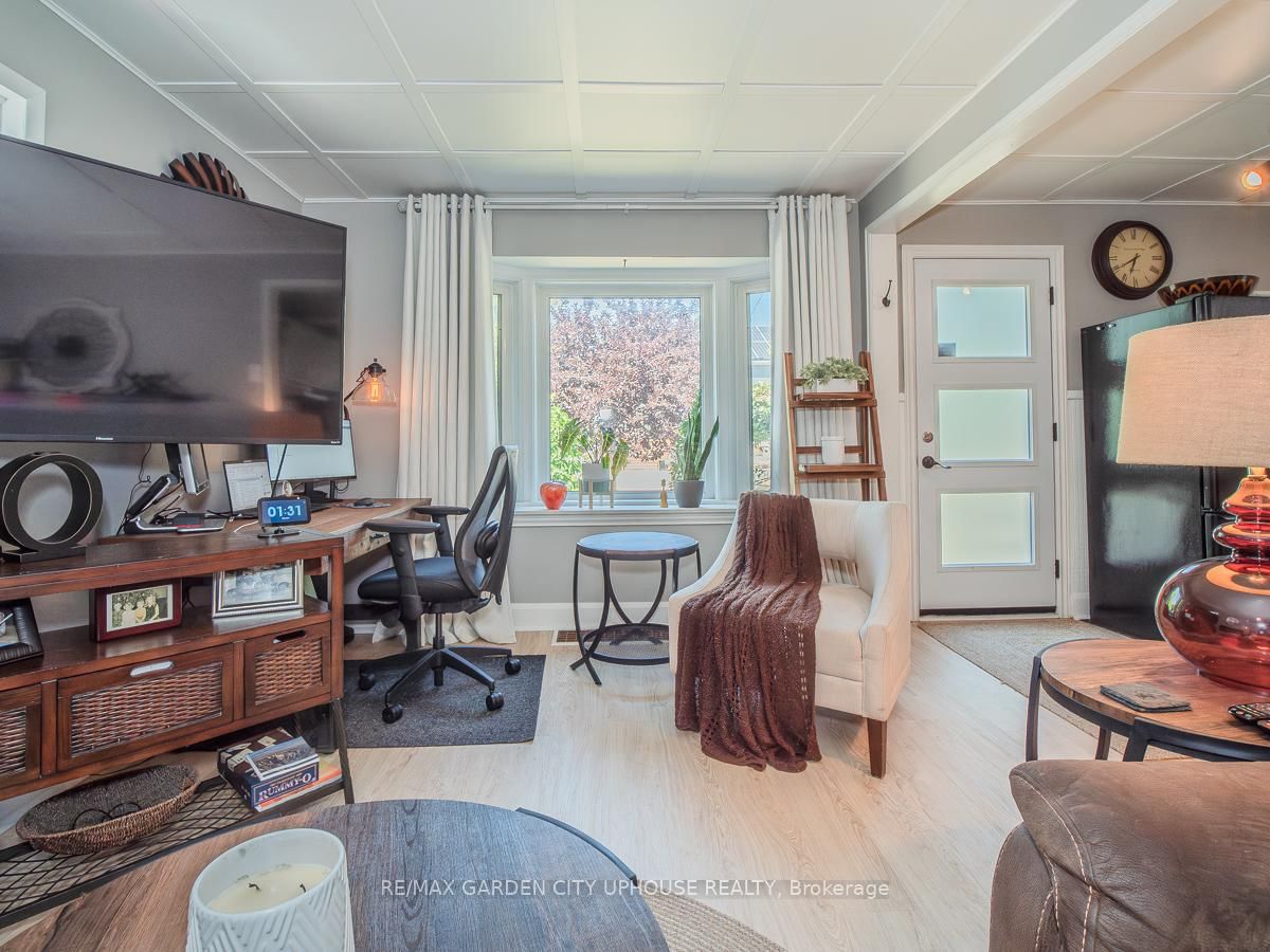 14 SPRUCE Street - Photo 3