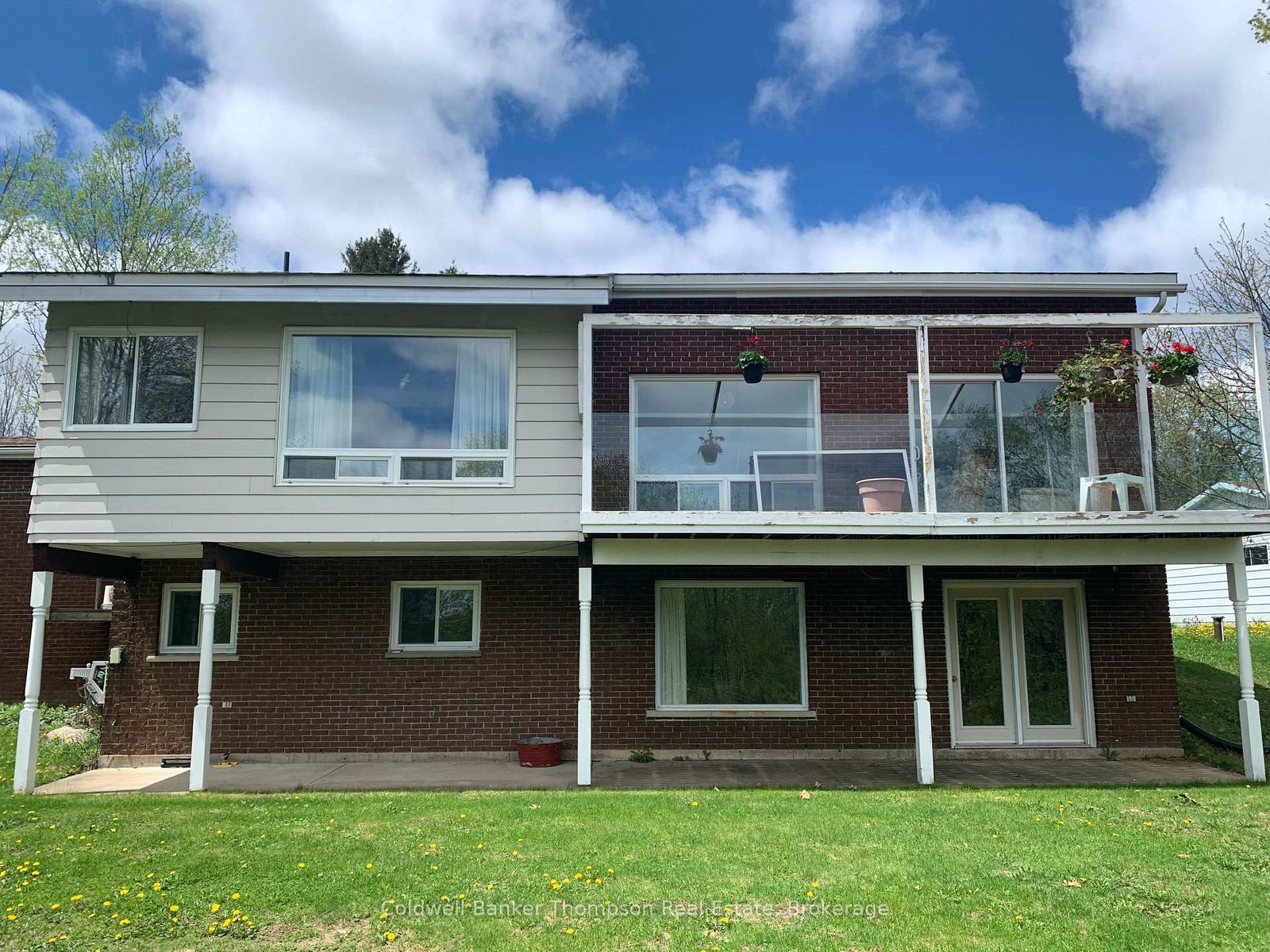 79 Oakridge Drive • Strong, ON photo 11