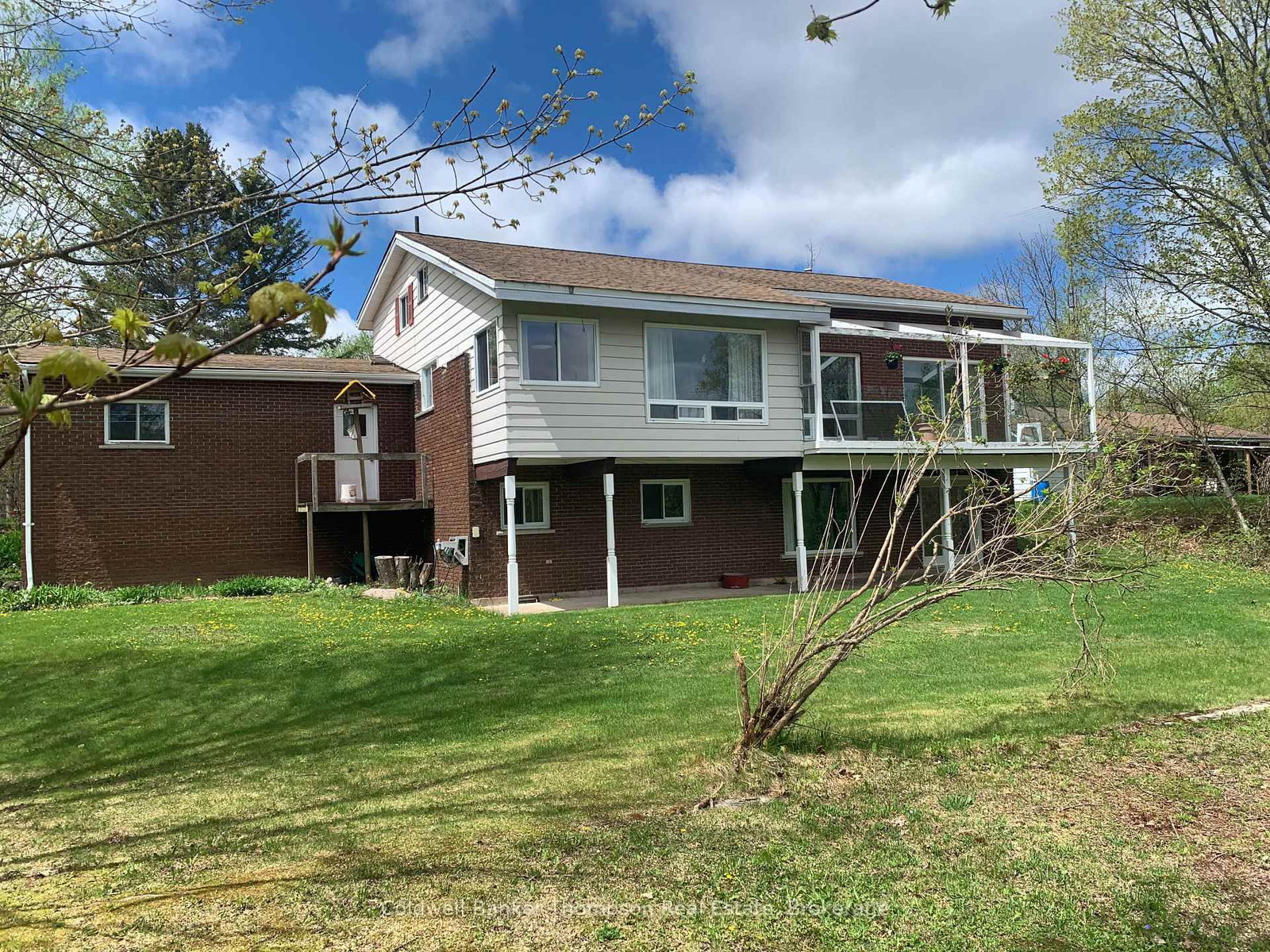 79 Oakridge Drive • Strong, ON photo 7
