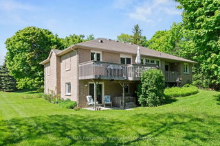 2 Sunrise Court
