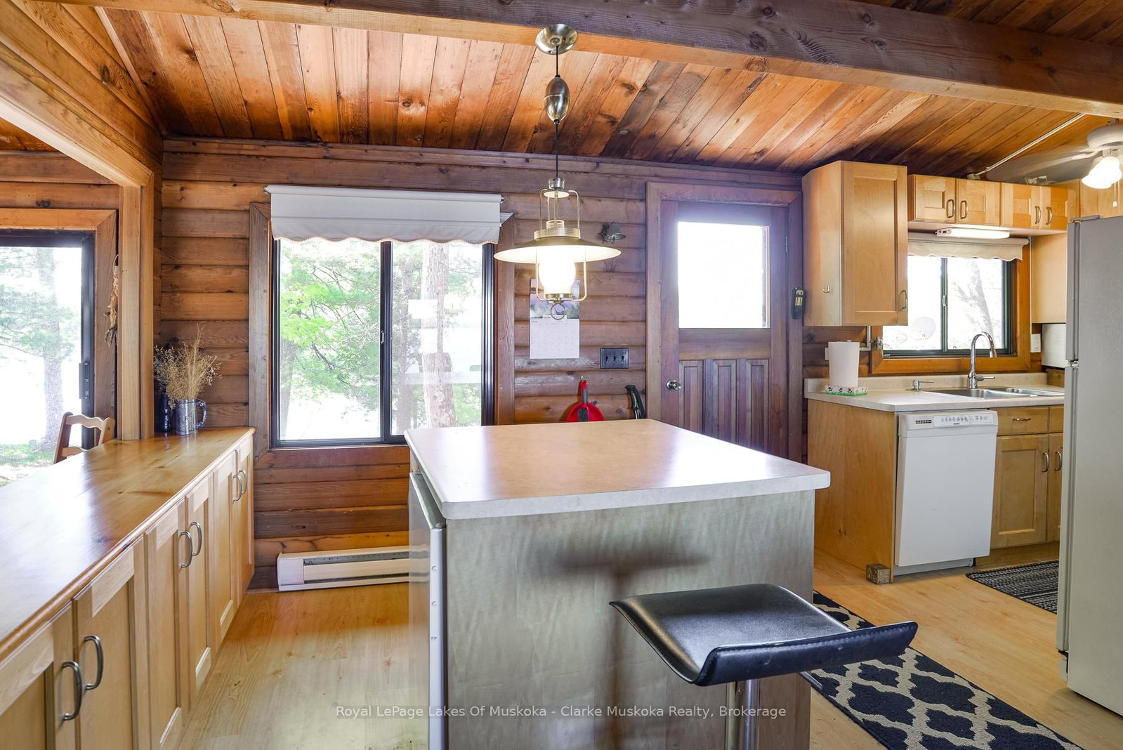 2 Is 220 Severn River Island • Georgian Bay, ON photo 11