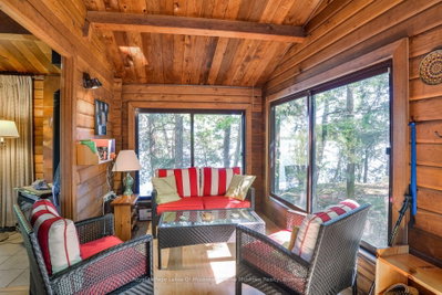 2 Is 220 Severn River Island • Georgian Bay, ON photo 9