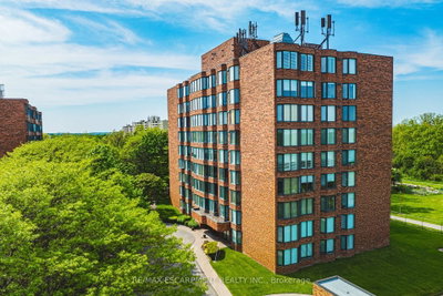 Condo for sale at 103-180 Limeridge Road, Hamilton, Ontario, L9C 7H7 - Rolston - MLS: X13215476