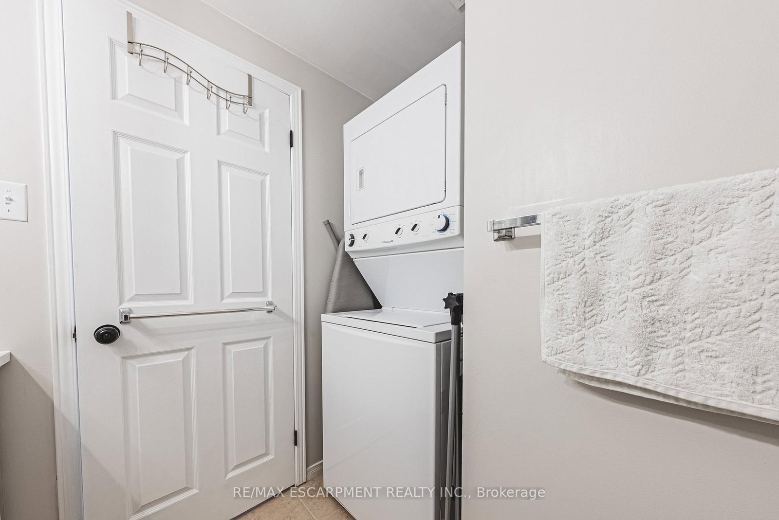 180 Limeridge Road W, Unit 103 - Photo 15