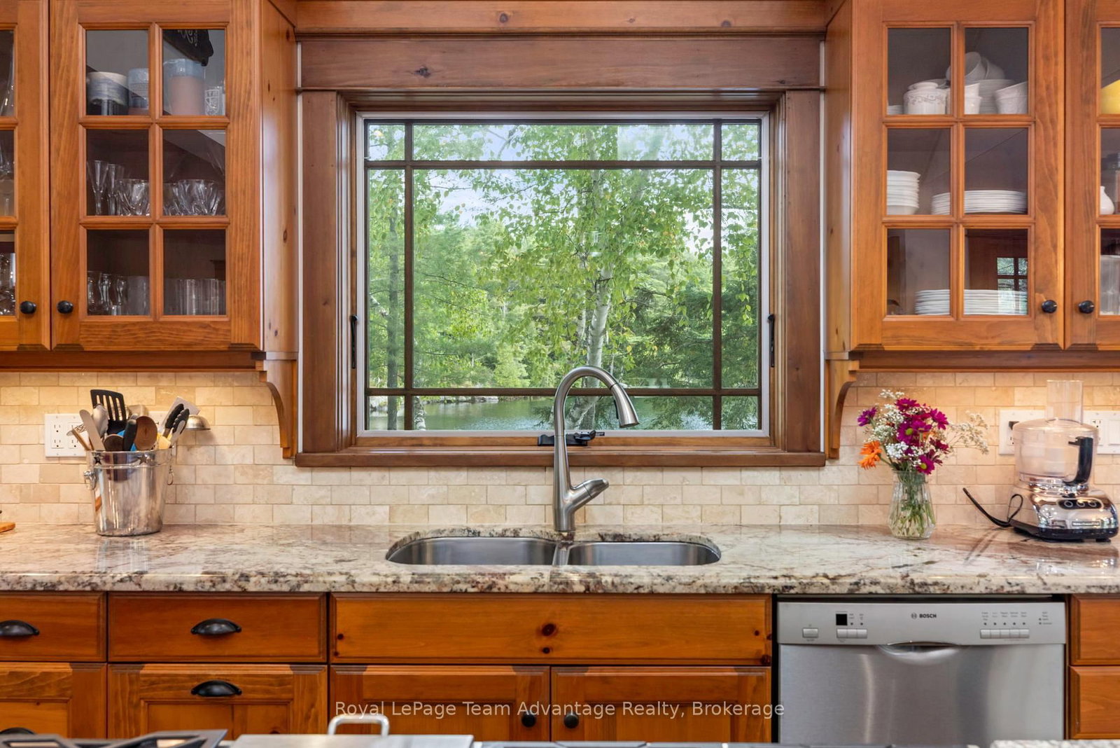 5 Fallingview Trail • Seguin, ON photo 12