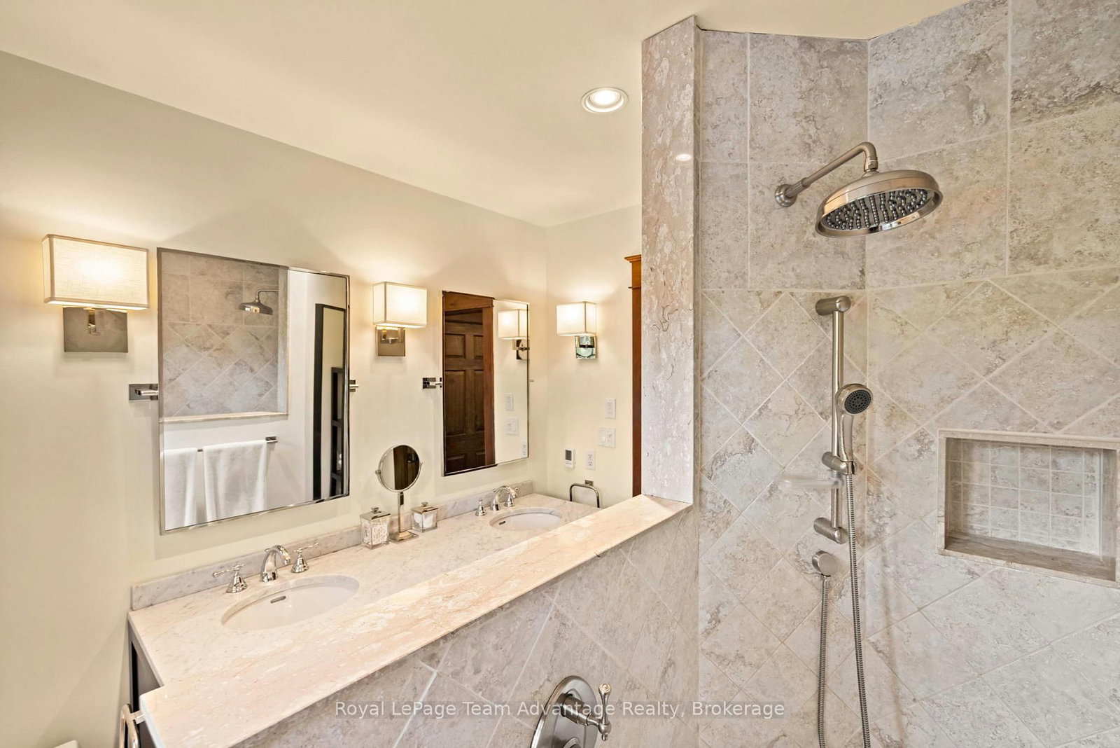 5 Fallingview Trail • Seguin, ON photo 21