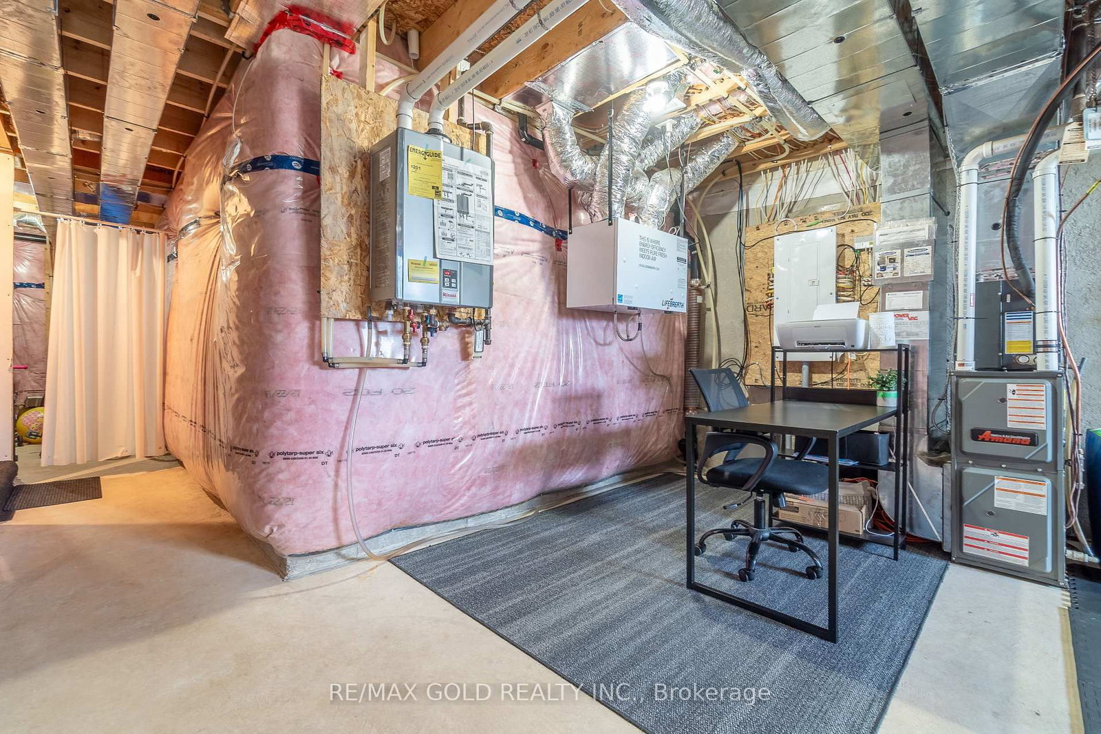2621 Holbrook Drive, Unit 8 - Photo 33
