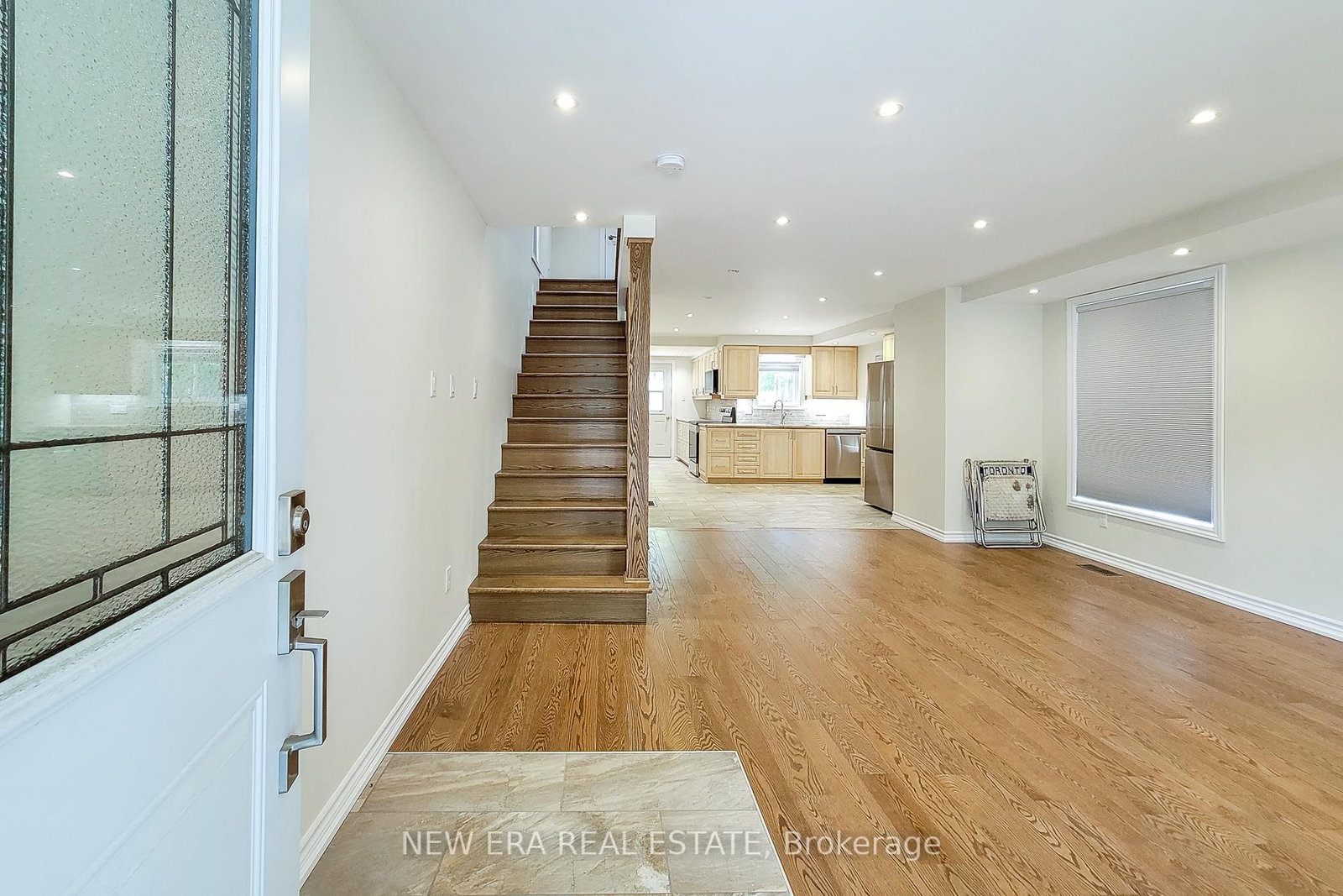 319 King Street W - Photo 30