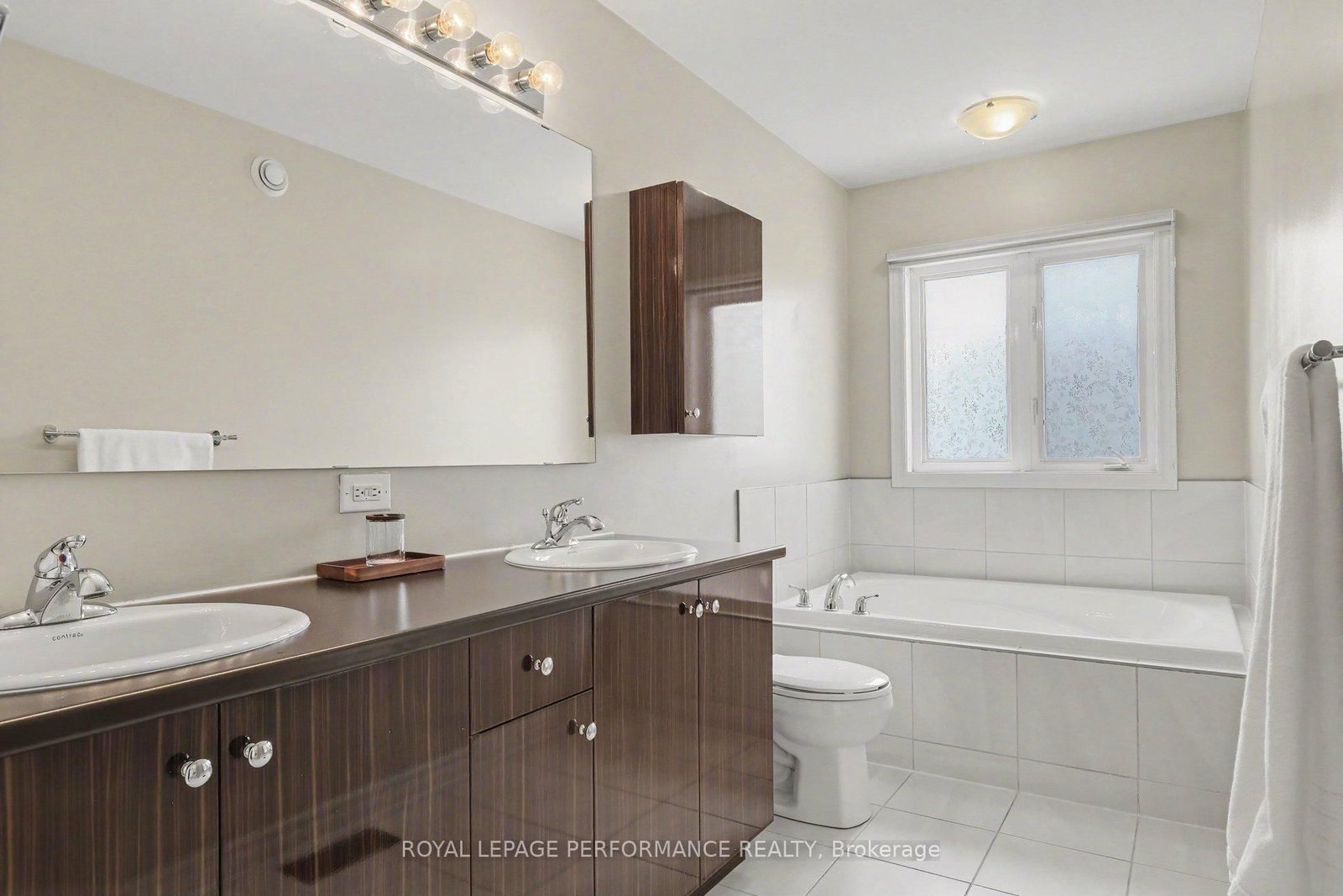 220 Pembina Private • Ottawa, ON photo 21