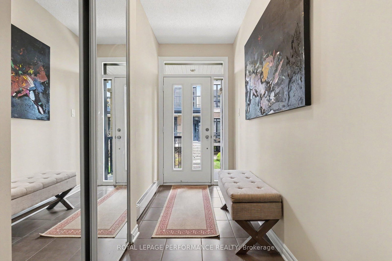 220 Pembina Private • Ottawa, ON photo 25