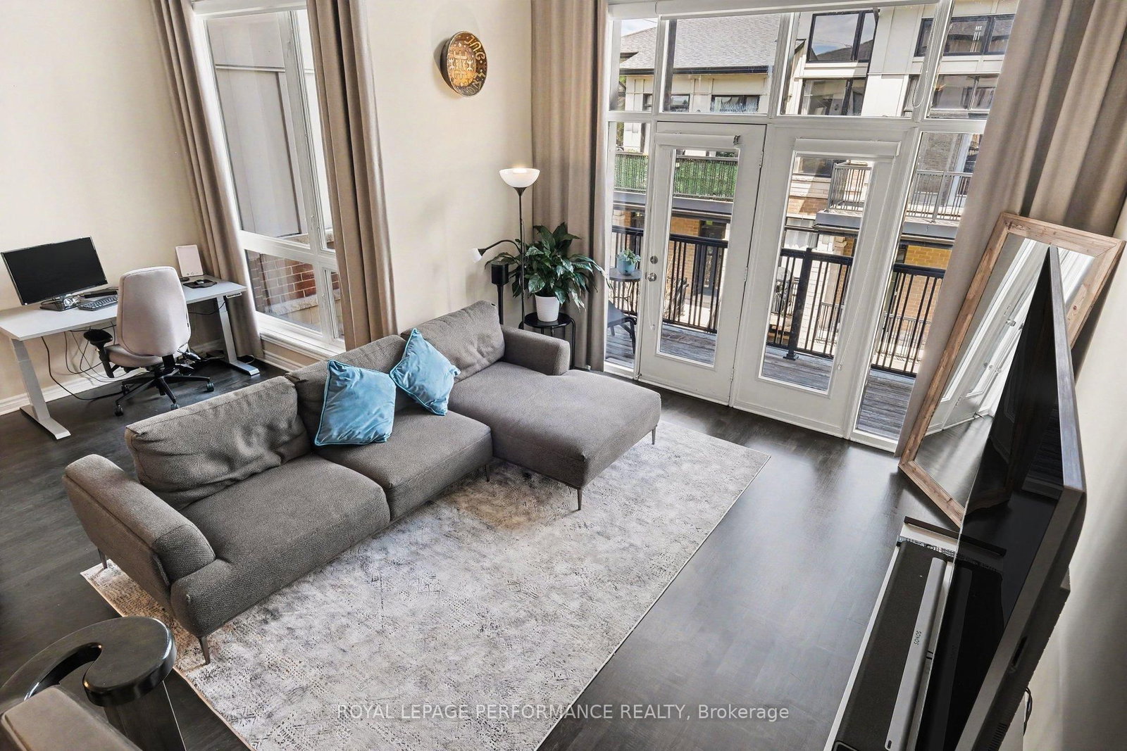 220 Pembina Private • Ottawa, ON photo 7