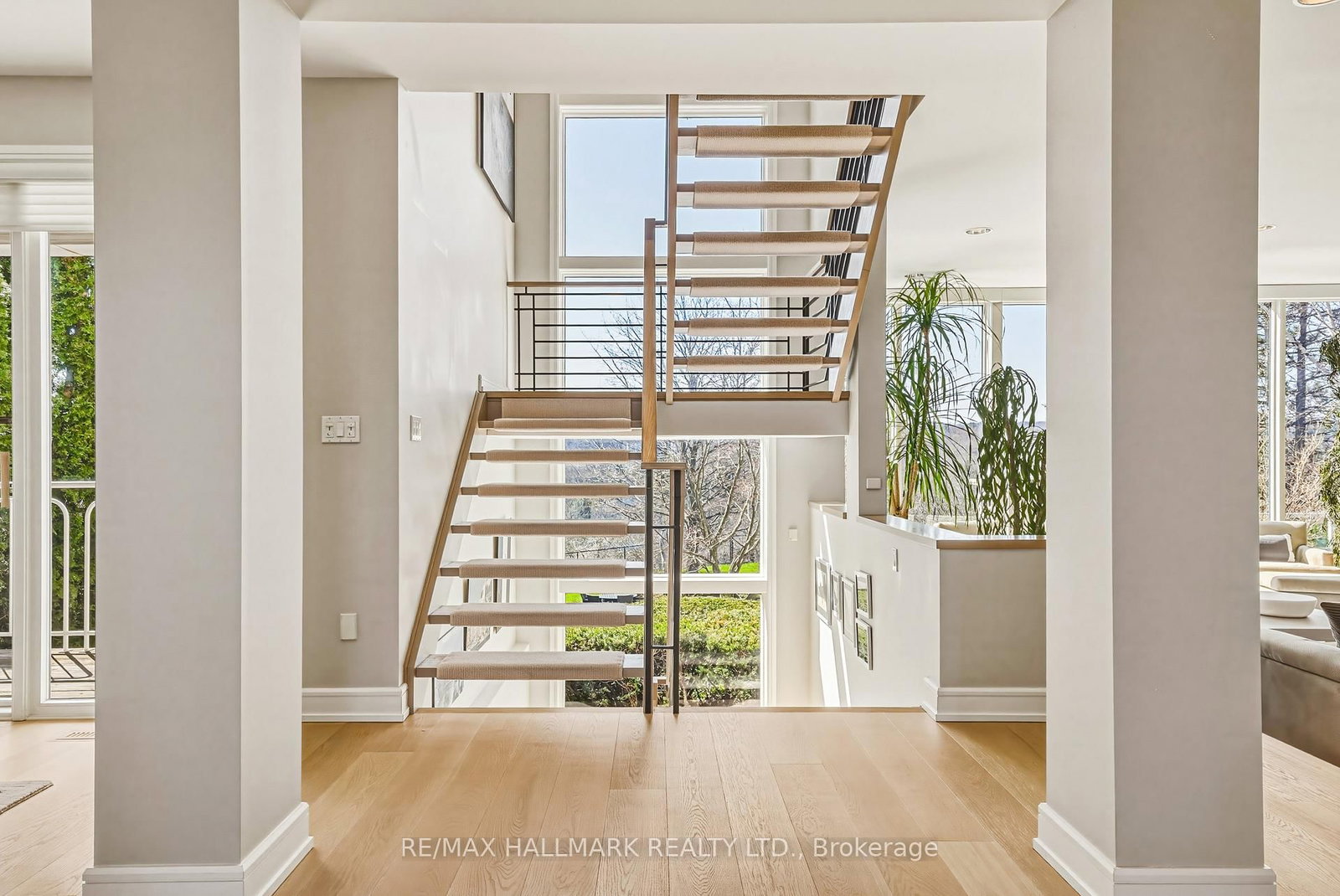 2 Anslow Court • Hamilton, ON photo 20