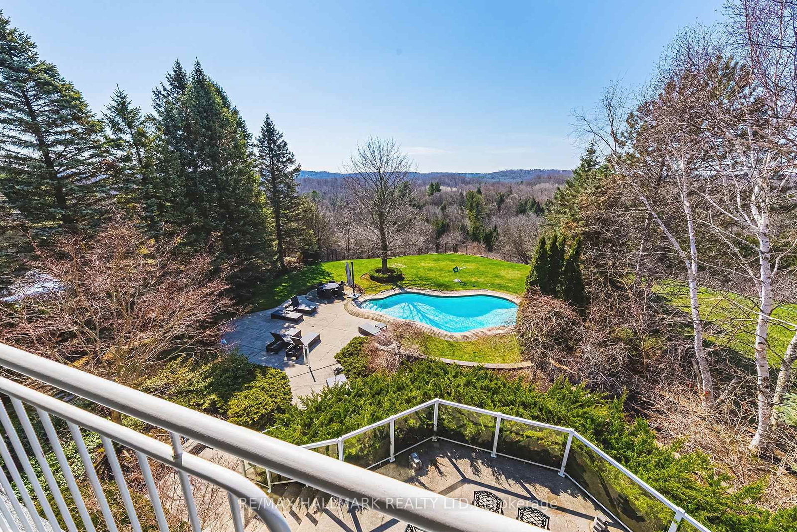 2 Anslow Court • Hamilton, ON photo 27