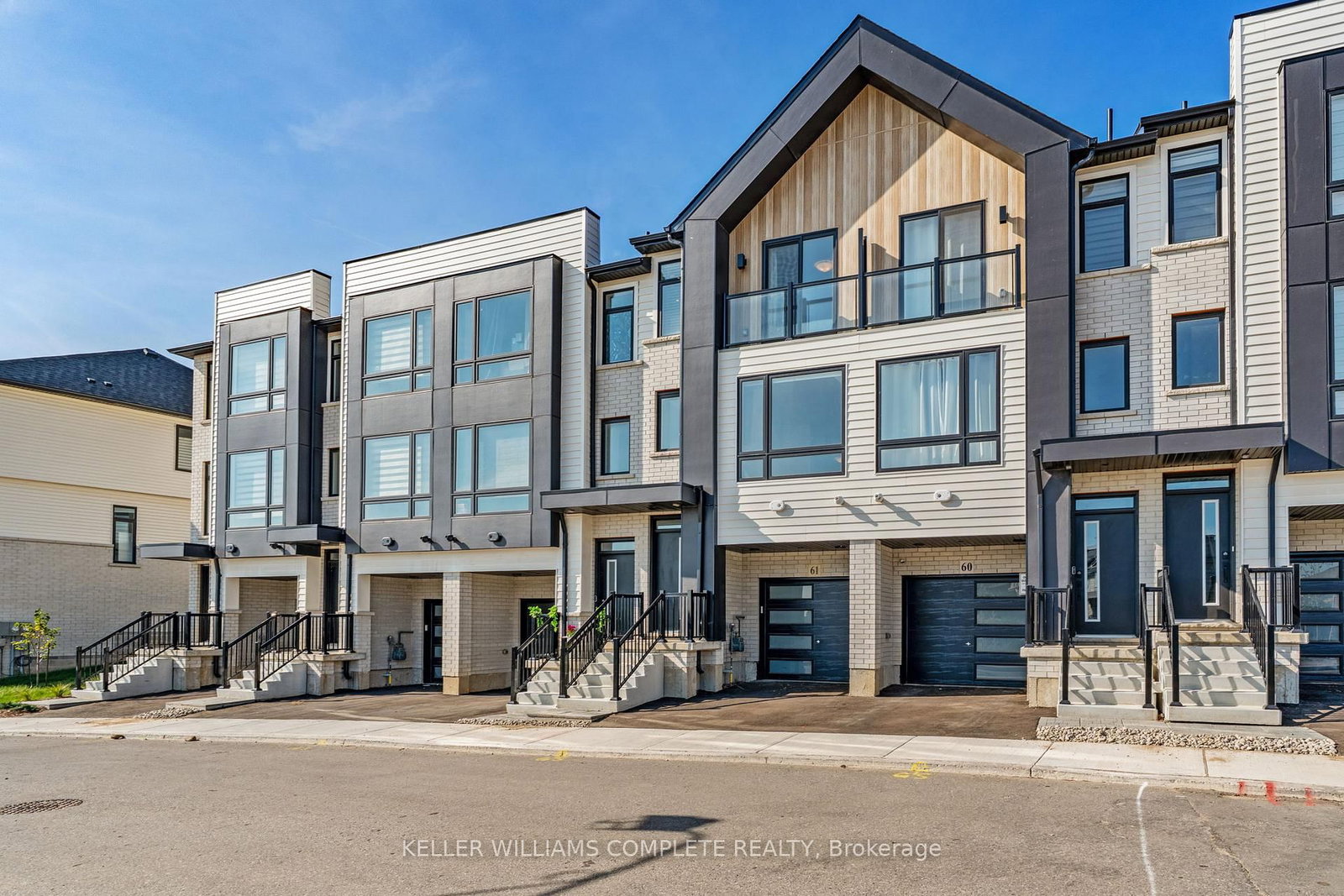 55 TOM BROWN Drive, Unit 61 - Photo 2