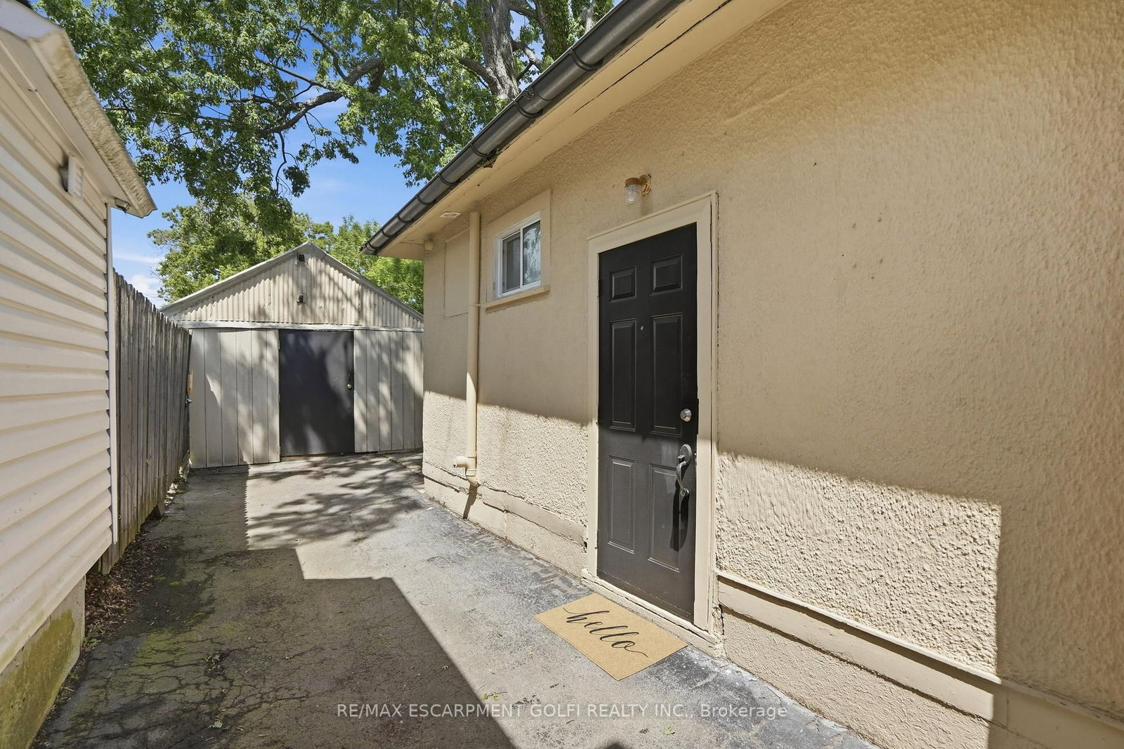 15 Kent Street • Welland, ON photo 18