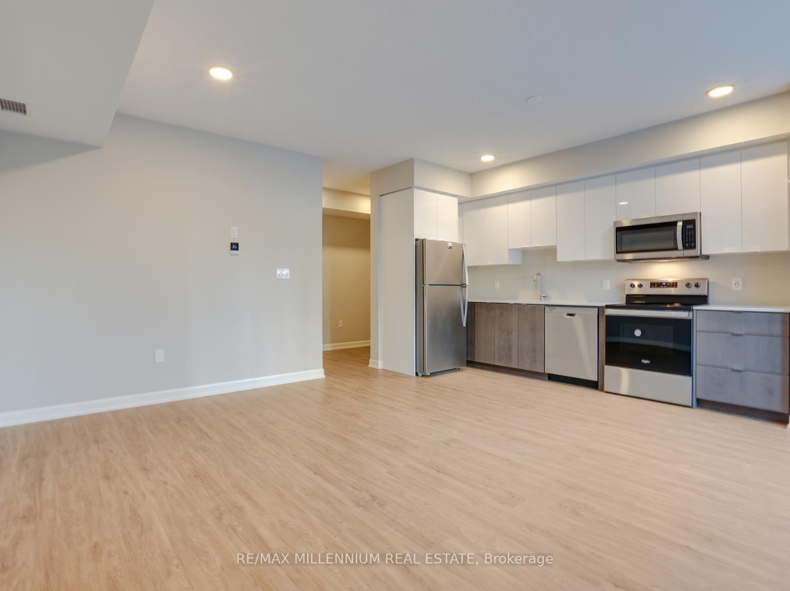 708 Woolwich Street, Unit 424 - Photo 14
