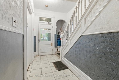 634 GLADSTONE Avenue — photo 4