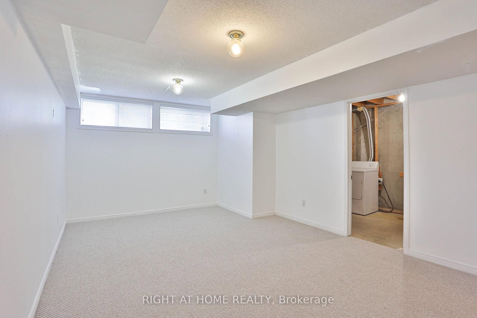 142 Lilibet Crescent E • Ottawa, ON photo 21