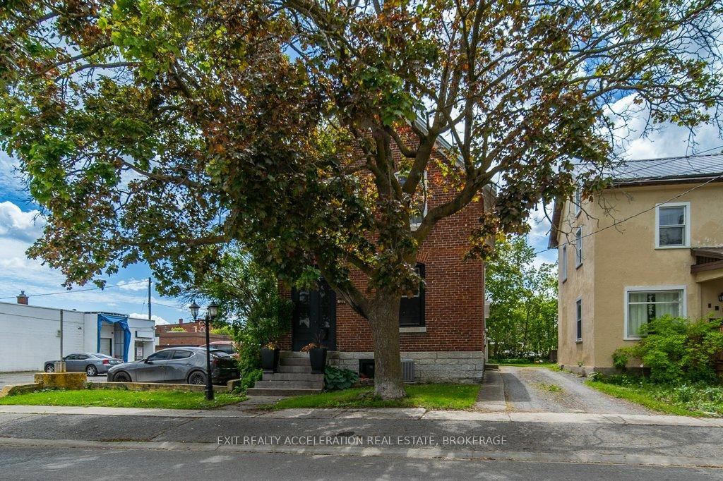 120 Adelphi Street - Photo 2