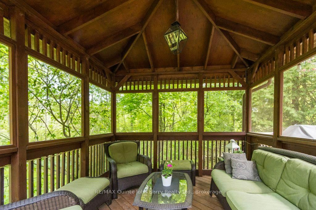 256 Colonial Drive • Quinte West, ON photo 39