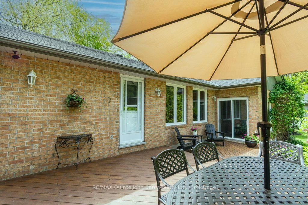 256 Colonial Drive • Quinte West, ON photo 40