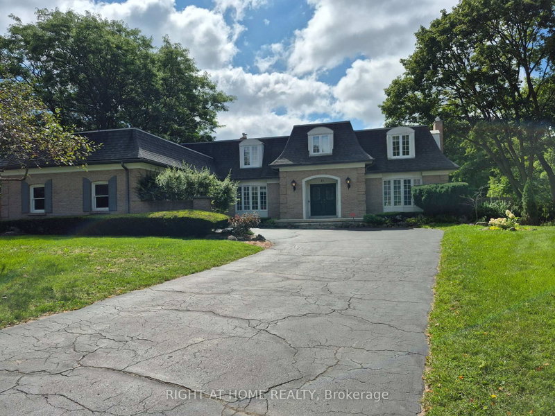 21 Post Horn Place