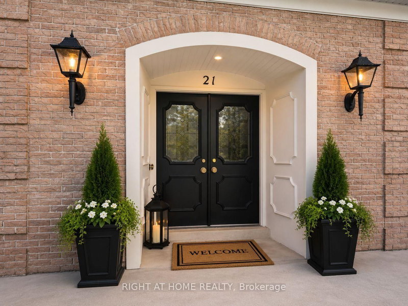 21 Post Horn Place