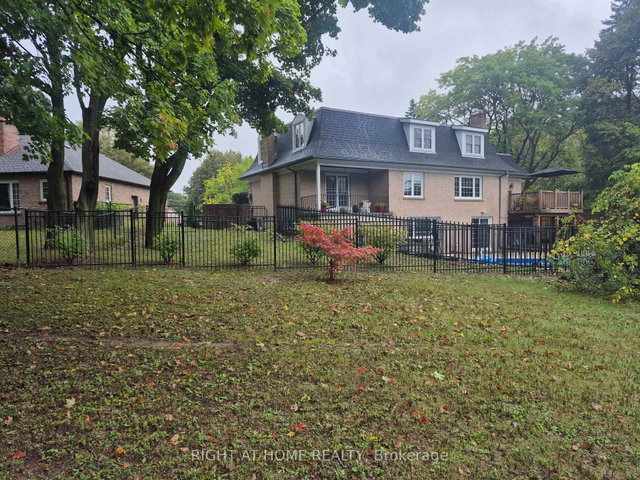 21 Post Horn Place