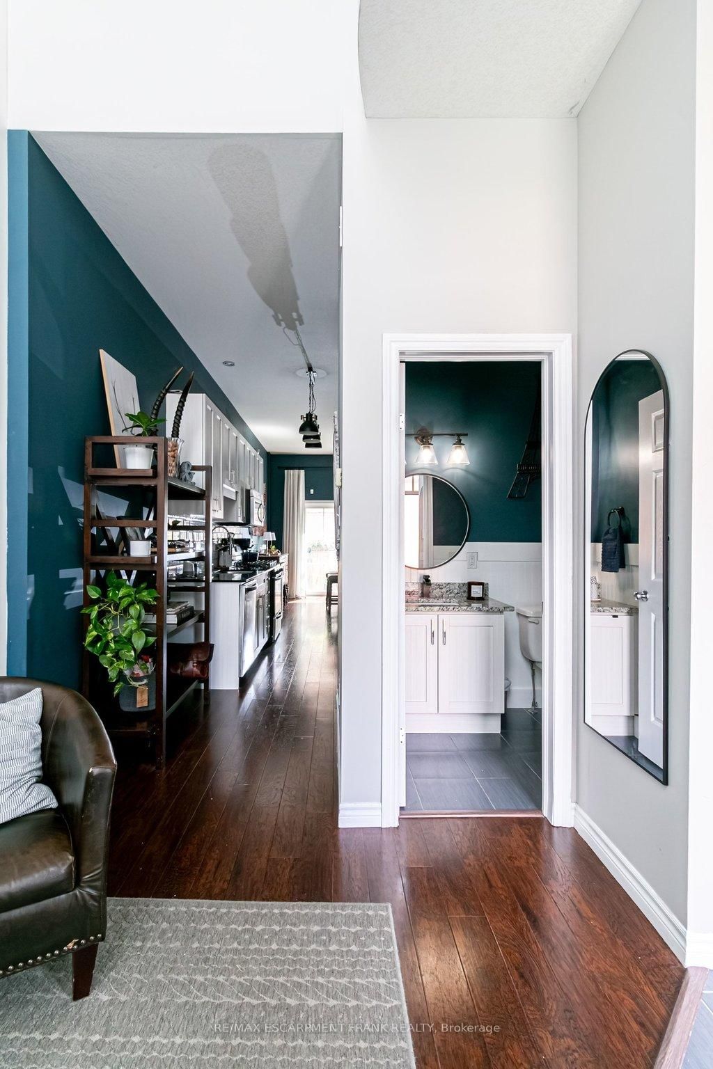 155 Walnut Street S - Photo 10