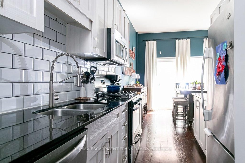155 Walnut Street S - Photo 12